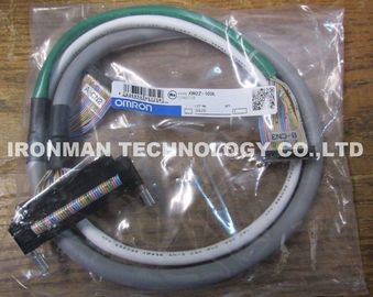 XW2Z-100L Omron Bağlantı Konnektörü Kablo Terminal Bloğu Dönüşüm Ünitesi